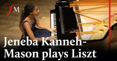 Jeneba Kanneh-Mason plays blistering Liszt Hungarian Rhapsody No.2 | Classic FM