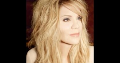 The Unmatched Talent of Alison Krauss: Country Music & Bluegrass Icon  #alisonkrauss