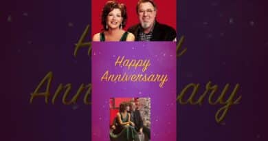 Happy 25th Wedding Anniversary to Vince Gill and Amy Grant!!