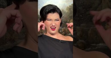 Convinced this is just how opera singers communicate when we’re not watching… 🤭