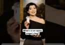 What does a professional #opera singer take to work? 👜